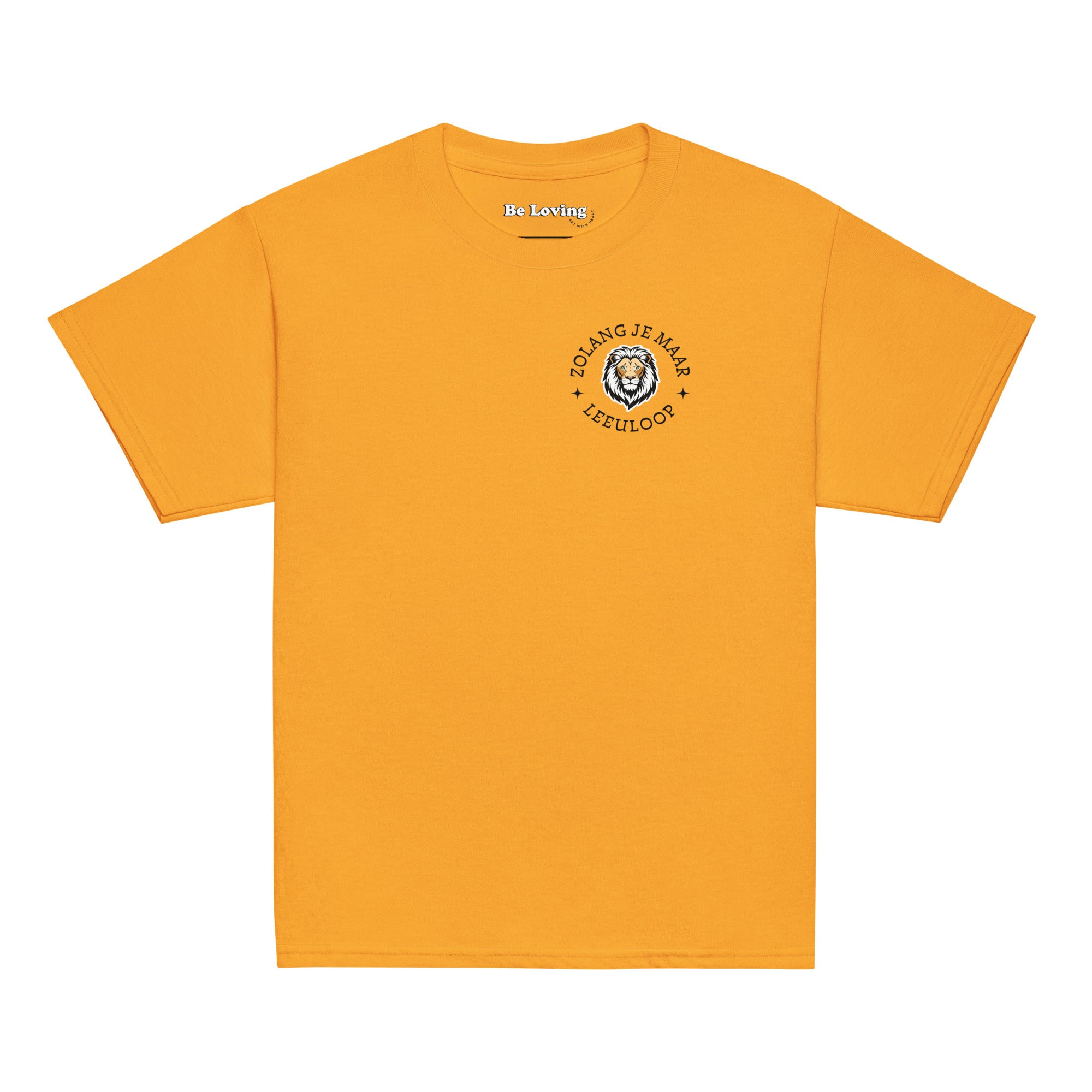 Gold kids t-shirt with small lion chest print and the phrase “Zolang je maar leeuloop,” South African Roots youth tee inspired by the Afrikaans song “Leeuloop.”