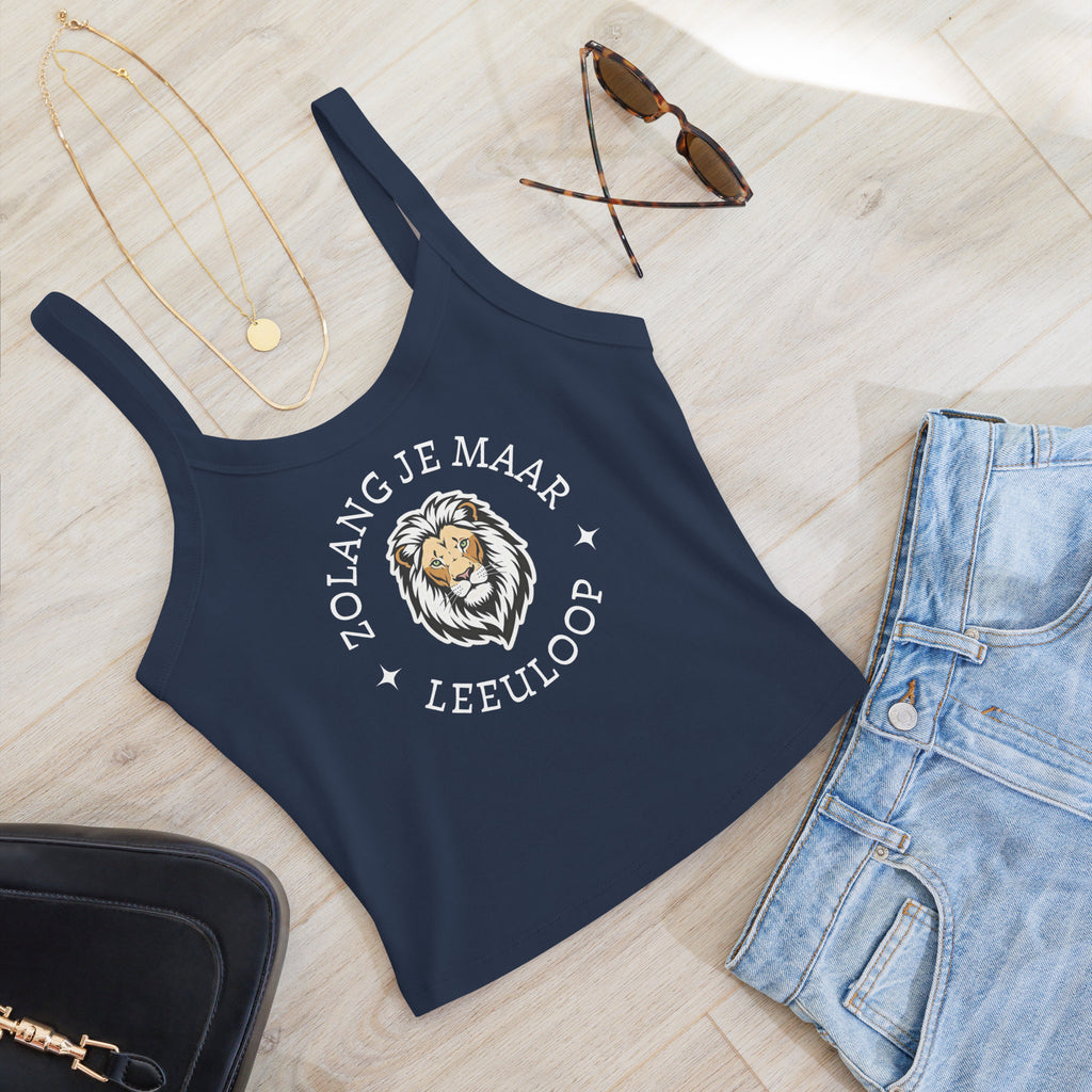 Women’s micro-rib tank top with lion illustration and the phrase “Zolang je maar leeuloop,” inspired by the Afrikaans song “Leeuloop.”